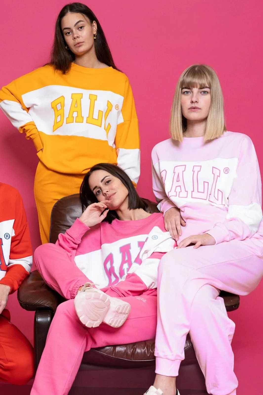 Ball - Sweatshirt J. Robinson - Bubblegum