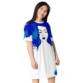 Chic Sapphire Style: Comfy T-Shirt Dress for Fashionable Women