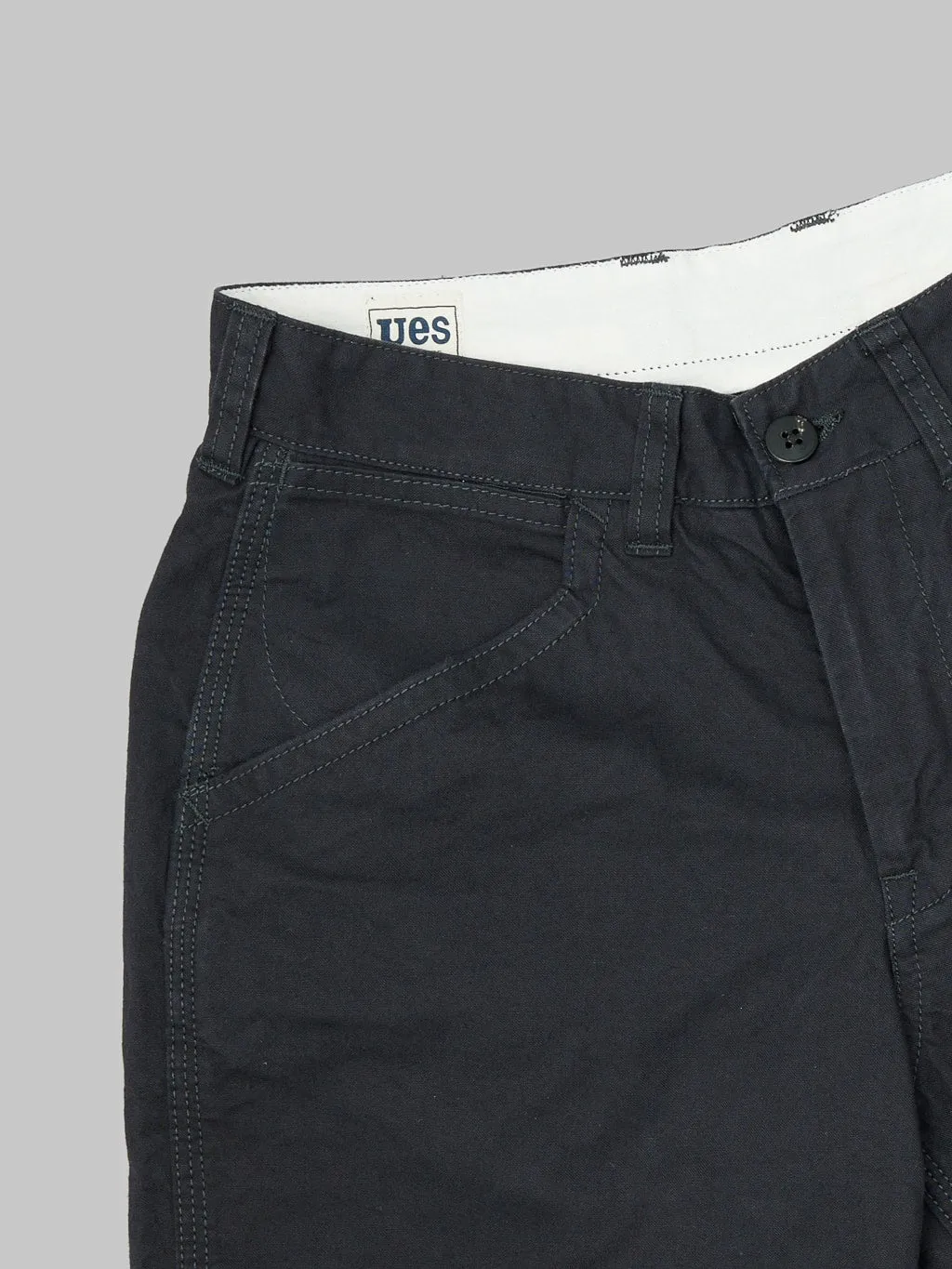 UES Duck Short Pants Black